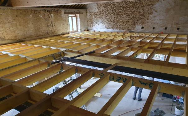 Plancher ossature bois rénovation